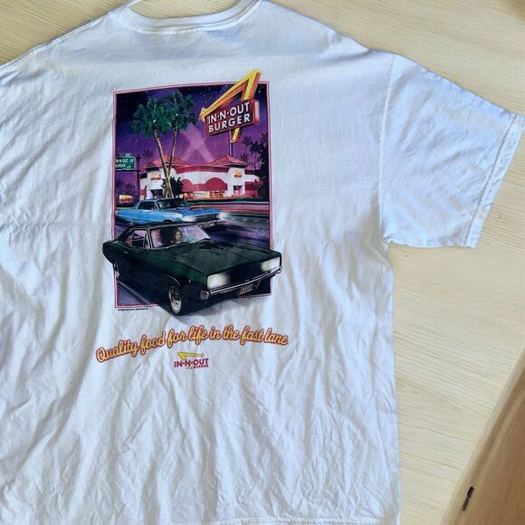 In & Out Burger Vintage Muscle Car T-Shirt | Las Vegas XL Graphic Tee - Picture 1 of 9